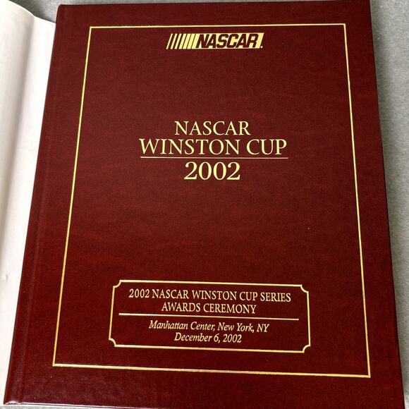NASCAR Official 2002 Winston Cup Series Season Chronical Hardcover Book - Picture 4 of 4